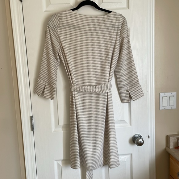 H&M houndstooth shift dress - Picture 5 of 5